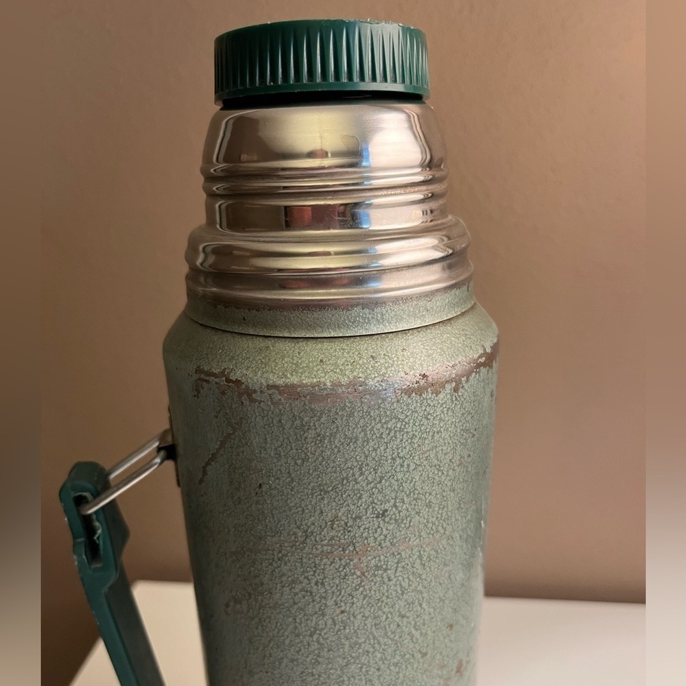 Vintage Stanley Green Thermos Aladdin Half Gallon / 2 Qt. No. RH94 - Picture 10 of 16